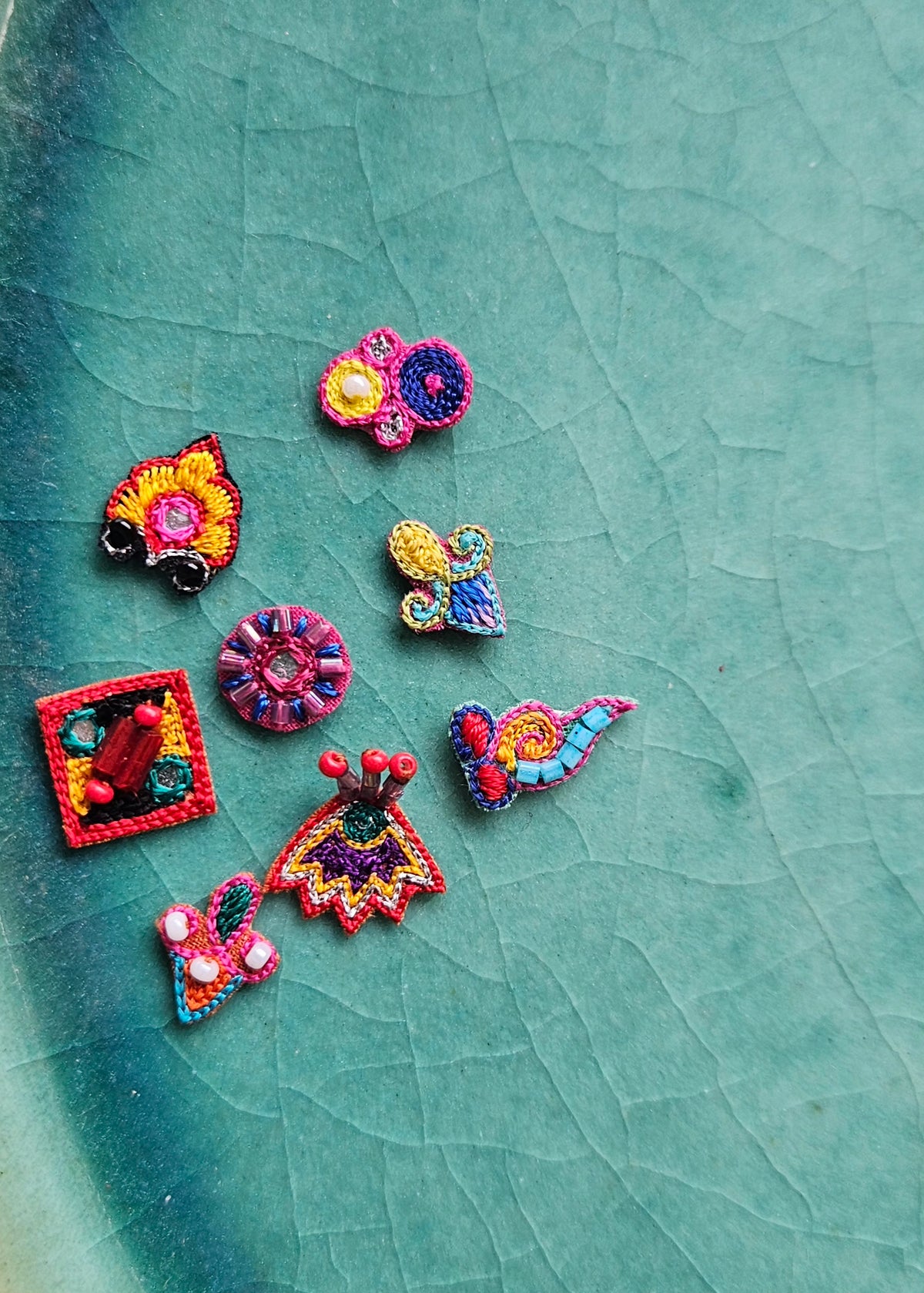 Sundari (Bindi set of 8)